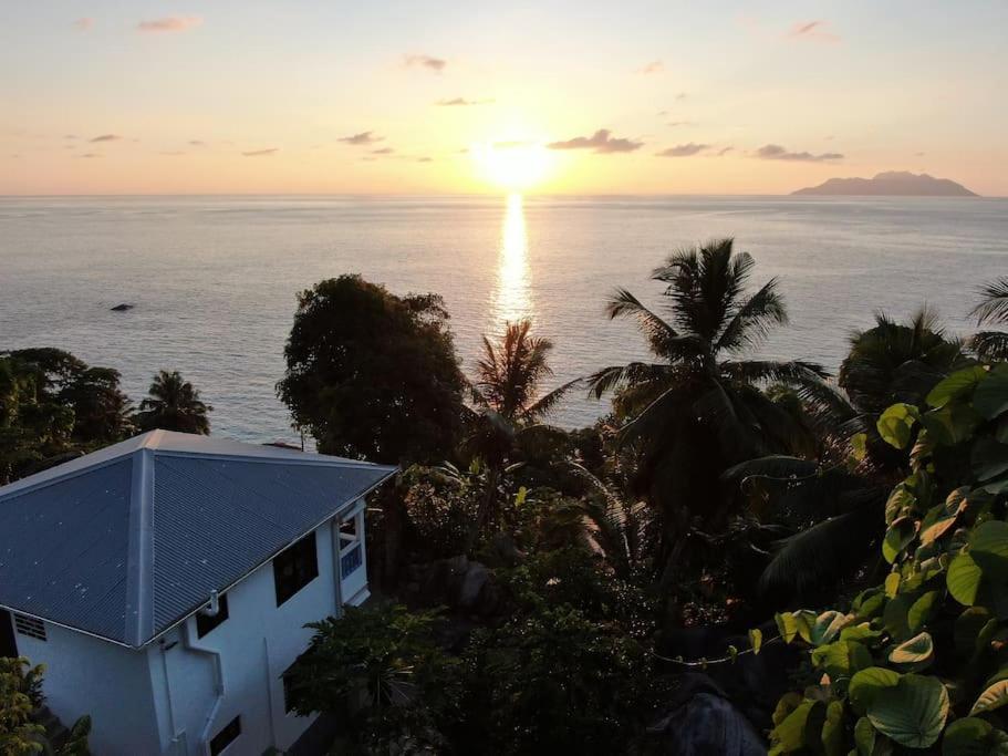 Crystal Apartments Seychelles Seaview Upper Floor Гласи Экстерьер фото